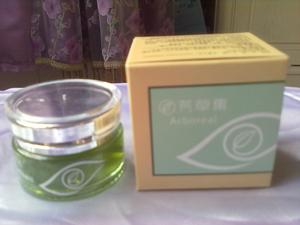 398191381对芳草集绿茶小米草美眼胶的点评 太平洋时尚网化妆品点评库