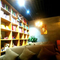 御视镜库眼镜 新怡路店