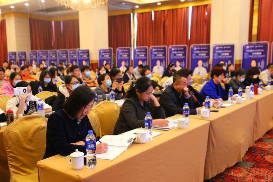 2021山西省首届 全视觉 眼健康高峰论坛暨太原康明眼科医院揭牌仪式成功举办